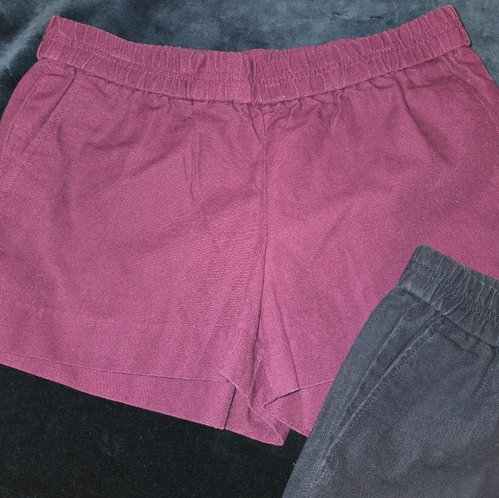 J. Crew 2 Pair of Shorts Relaxed Fit Elastic Waist Cotton & Linen Size Six. - Picture 2 of 8